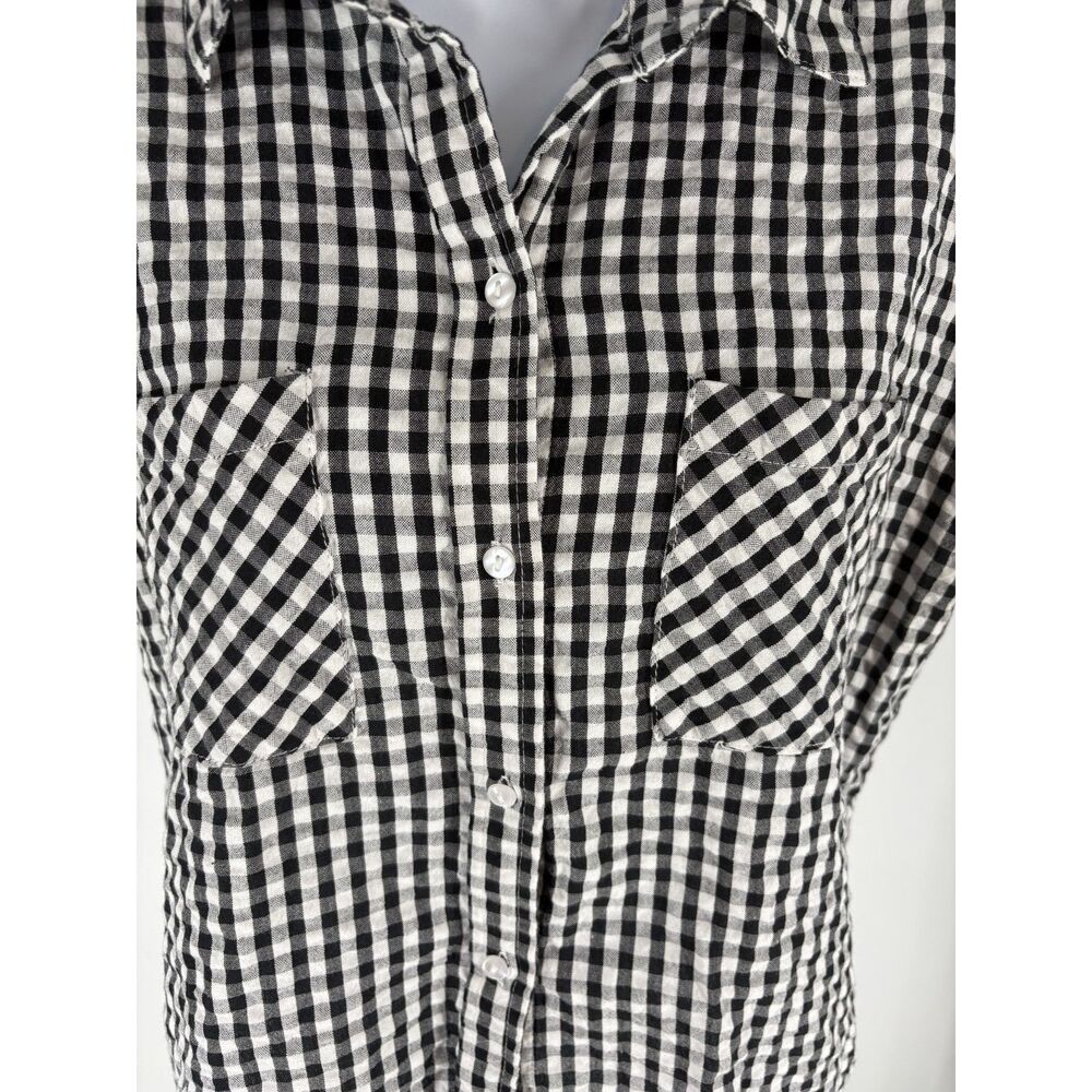 Black and white gingham button-down shirt - Picture 2 of 5